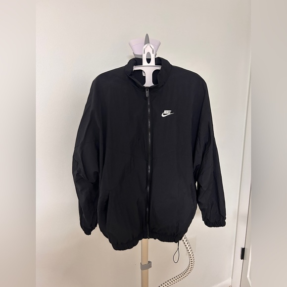 Nike Jackets & Blazers - WOMEN'S NIKE SPORTSWEAR ESSENTIAL WINDRUNNER WOVEN JACKET